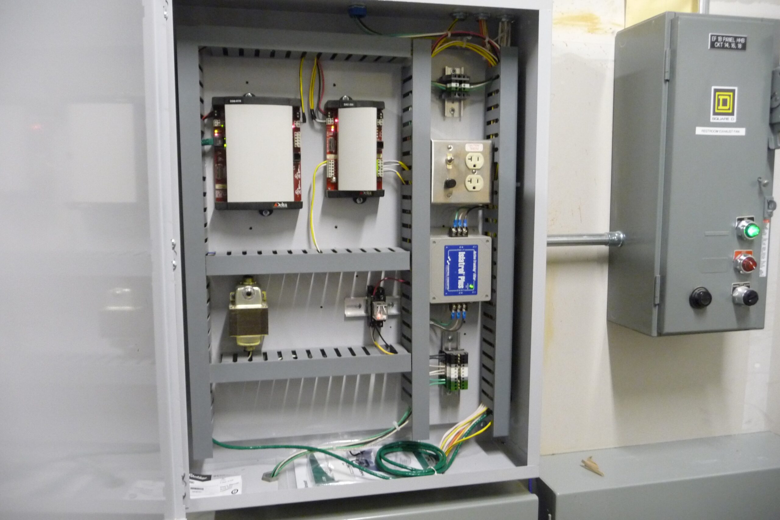 Experience the power of intelligent buildings. Contact us for a free consultation